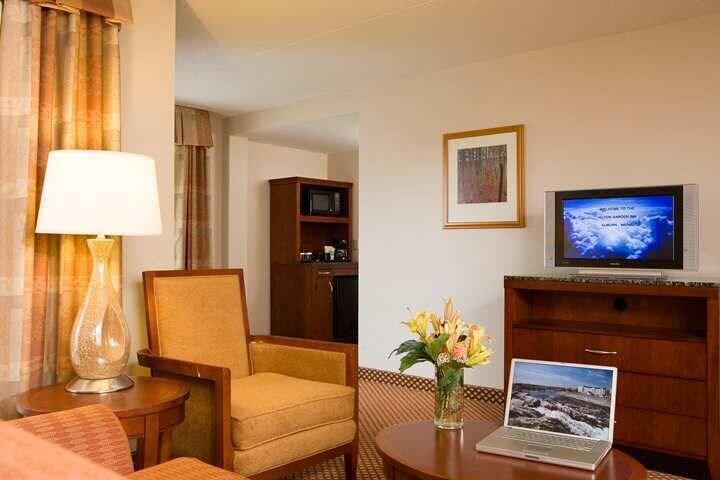 Hilton Garden Inn Auburn Riverwatch Exterior foto