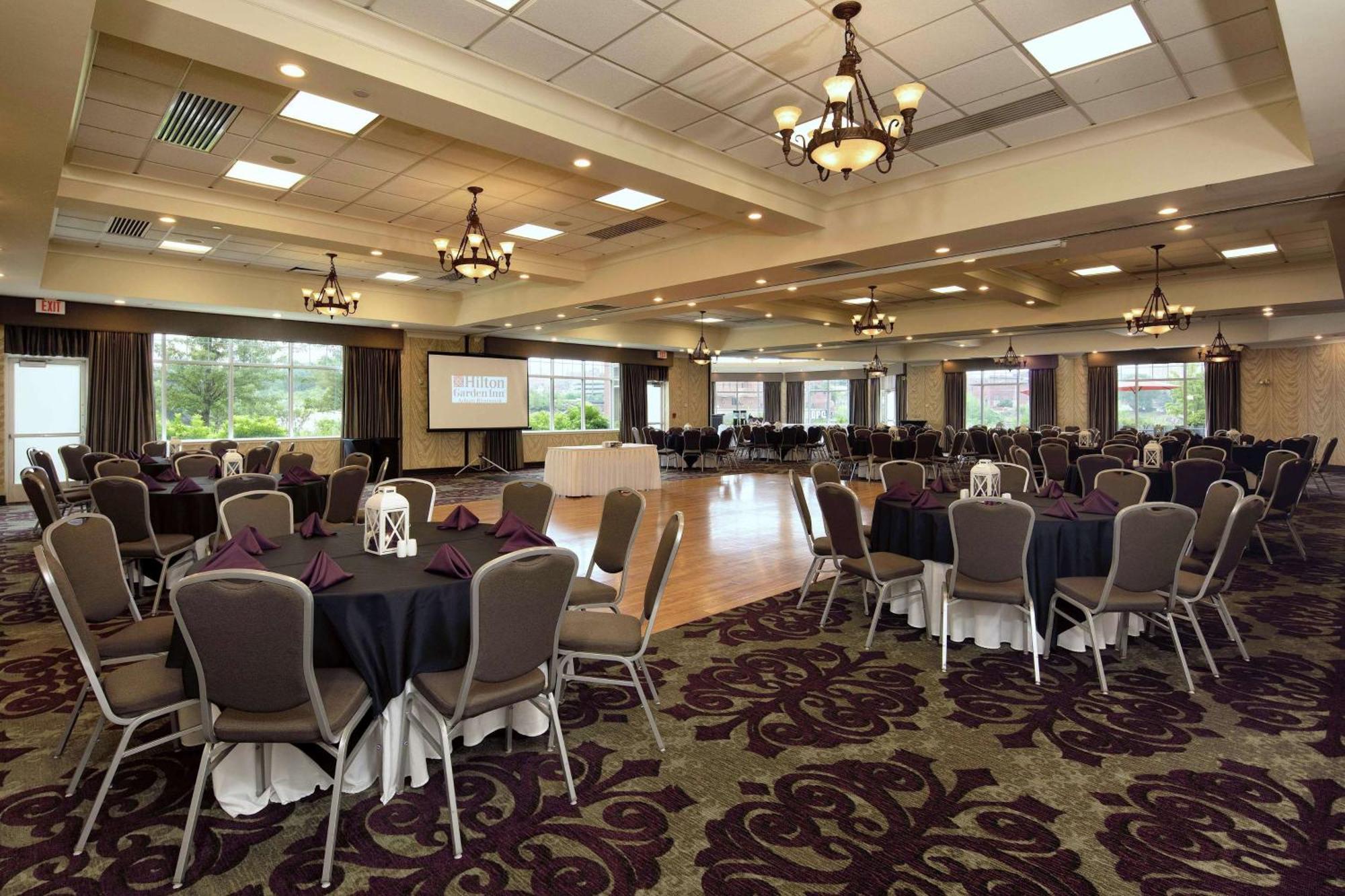 Hilton Garden Inn Auburn Riverwatch Exterior foto